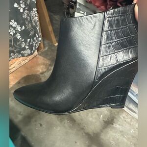 Ann Taylor Boot